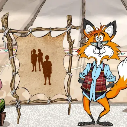 Man sieht einen Fuchs neben einer Lederleinwand mit Menschen.