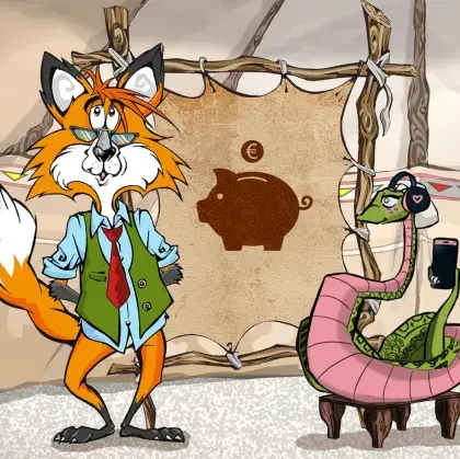 Man sieht einen Fuchs und eine Schlange neben einer Lederleinwand mit einem Sparschwein.